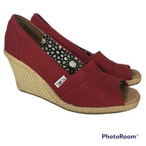 TOMS Red Peep Toe Espadrille Wedge Slip On Shoes Ladies size 8